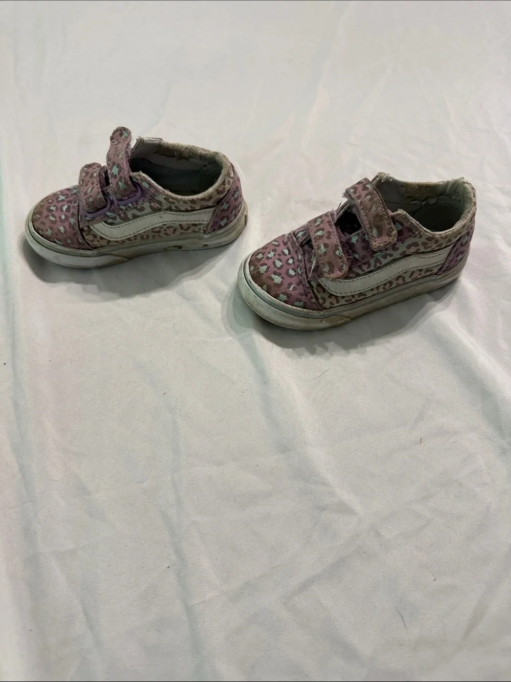 Vans Kids Leopard Print Velcro Sneakers - Purple & White